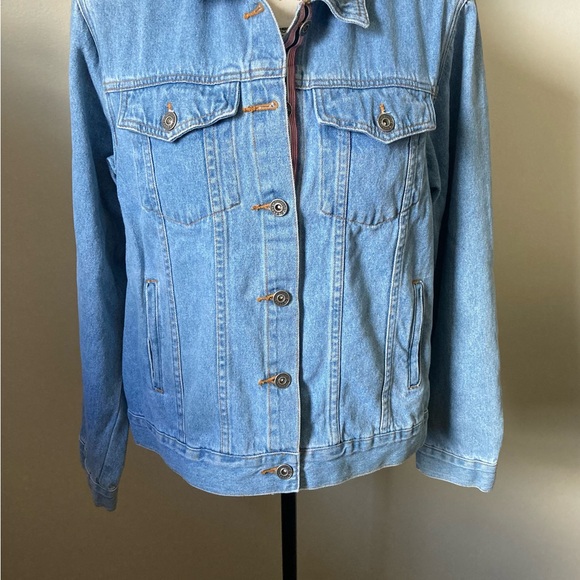 Christopher & Banks denim jacket with fun pop of color under buttons, size large - Picture 3 of 13